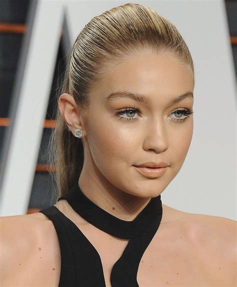 gigi hadid eyebrows